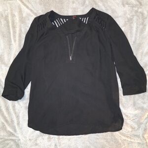 Women's Black Zippered Top